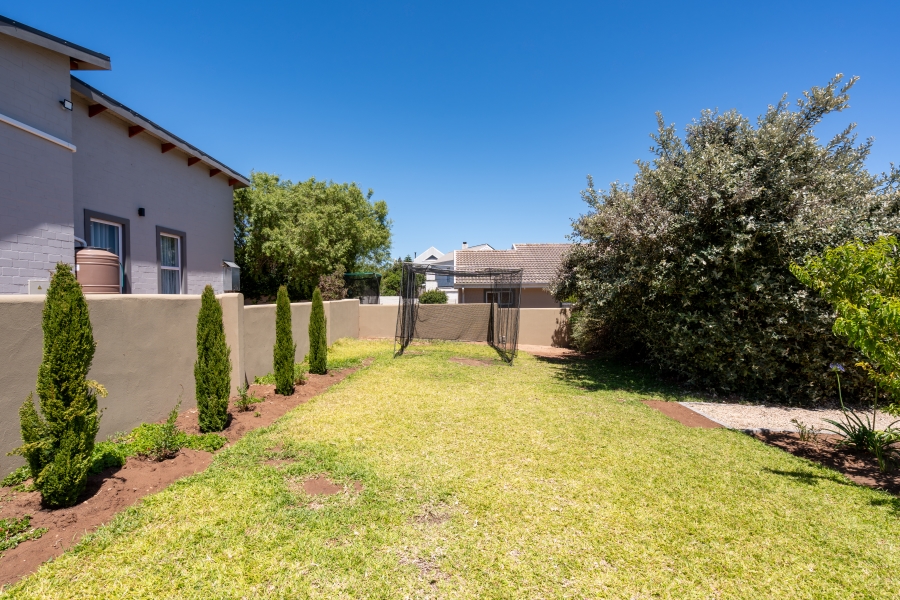 4 Bedroom Property for Sale in Myburgh Park Western Cape